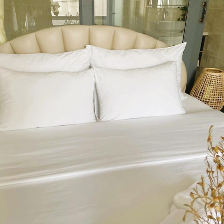 6Even Hotel - Have A Staycation In The Cafe Apartments Building Thành Pho Ho Chí Minh Esterno foto