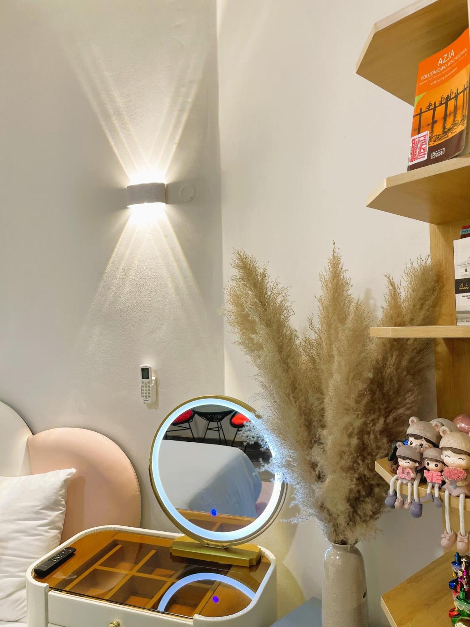 6Even Hotel - Have A Staycation In The Cafe Apartments Building Thành Pho Ho Chí Minh Esterno foto