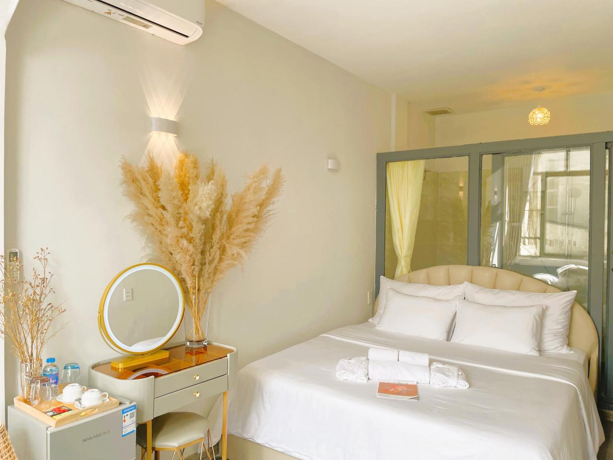 6Even Hotel - Have A Staycation In The Cafe Apartments Building Thành Pho Ho Chí Minh Esterno foto