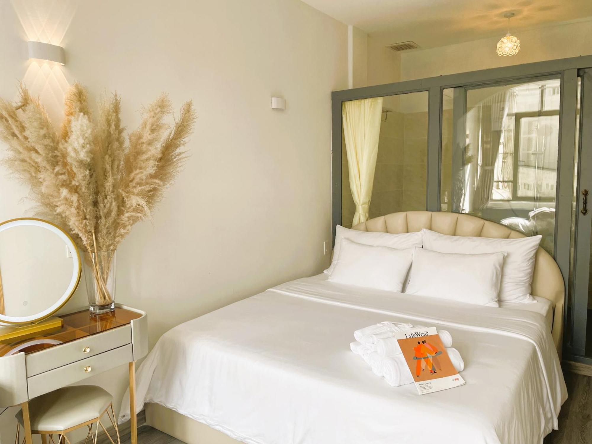 6Even Hotel - Have A Staycation In The Cafe Apartments Building Thành Pho Ho Chí Minh Esterno foto